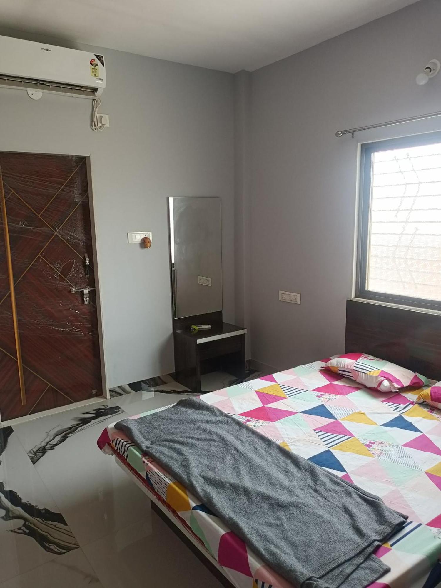 Matoshree Guesthouse Akalkot Exteriör bild